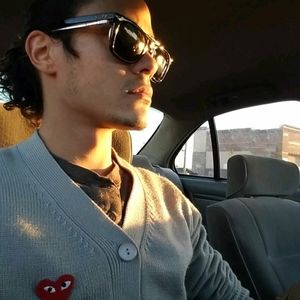 Meet your Posher, Travis